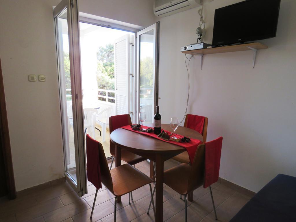 Apartment Alice Novalja Zewnętrze zdjęcie